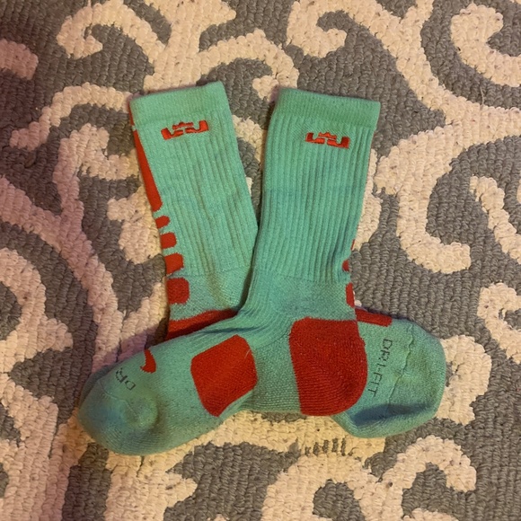 Nike Underwear & Socks Lebron James Nike Pale Green And Red Socks